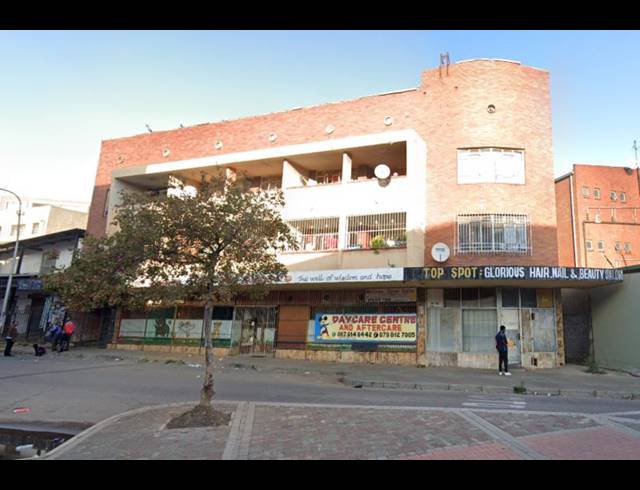 BUSINESS FOR SALE IN GERMISTON CENTRAL
